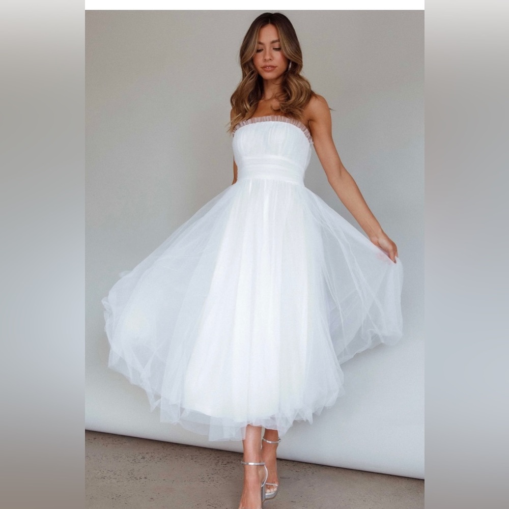FAYETTE STRAPLESS MESH MIDI DRESS WHITE SELFIE LESLIE